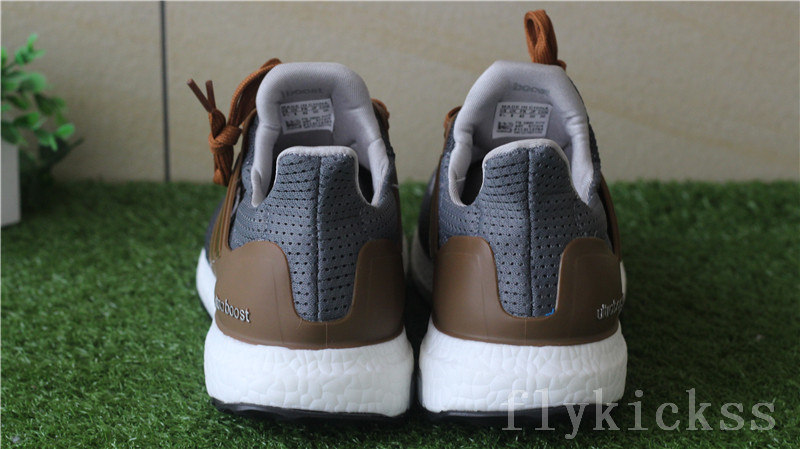 Adidas ultra boost Grey Khaki